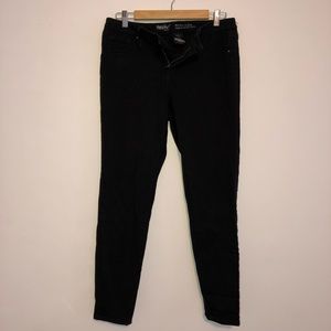 Target Mid-Rise Jegging in Black size 10